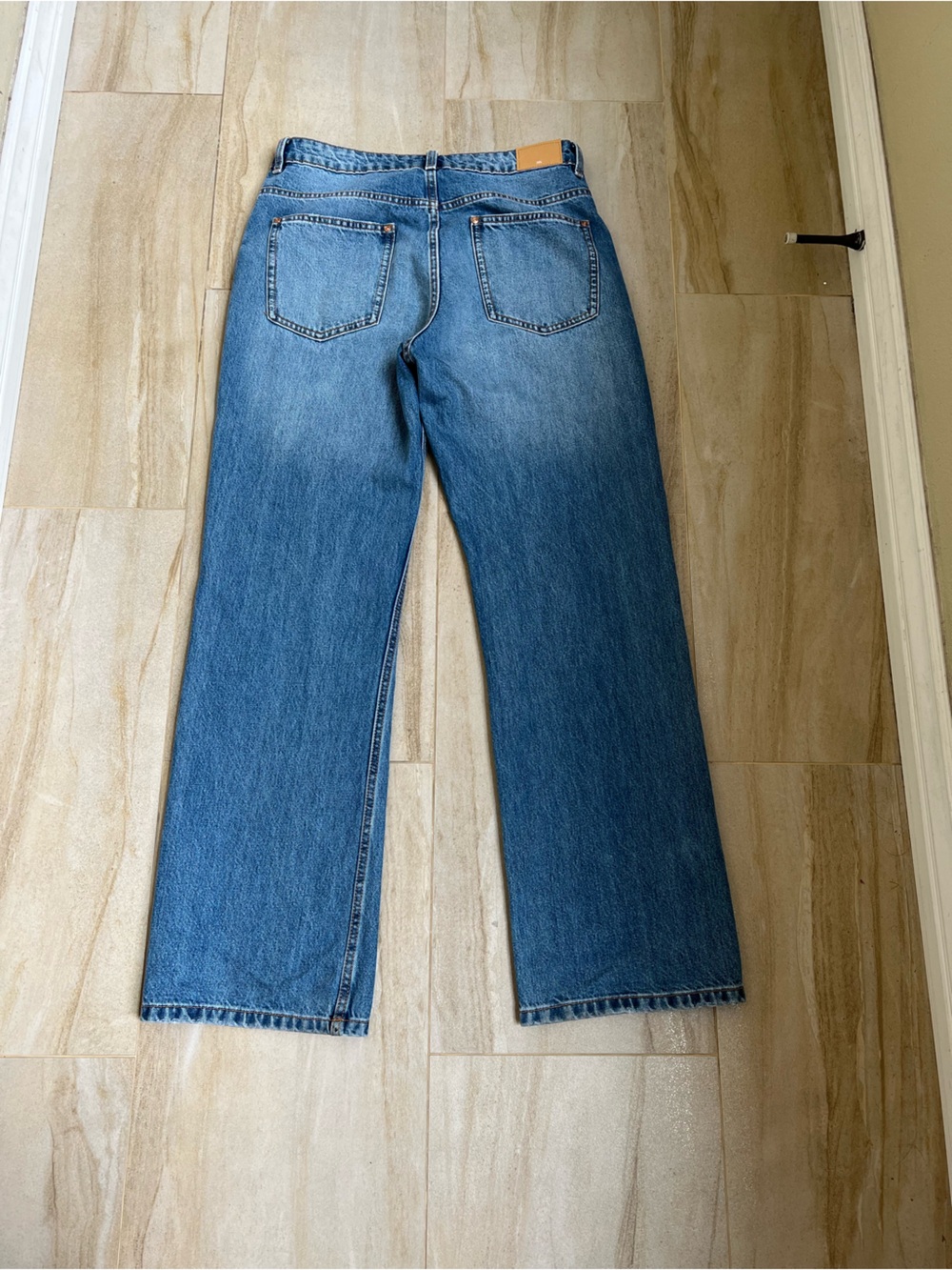 Zara Medium Blue Straight-Leg Jeans - Picture 2 of 9